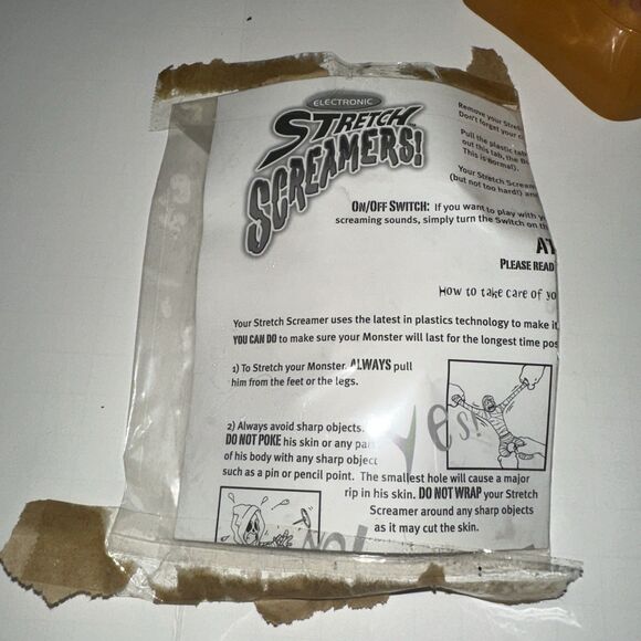 MANLEY TOY QUEST STRETCH SCREAMERS ELECTRONIC 14" WOLFMAN WITH BOX - Picture 7 of 16